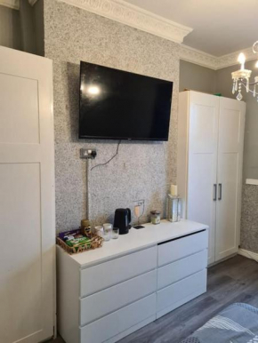 Entire top floor based in Dublin city centre